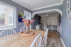 Diner- click for photo gallery